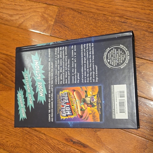 Galactic Hot Dogs Box Set - Picture 5 of 11